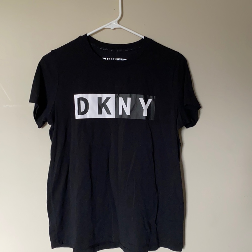 Women’s short sleeve shirt